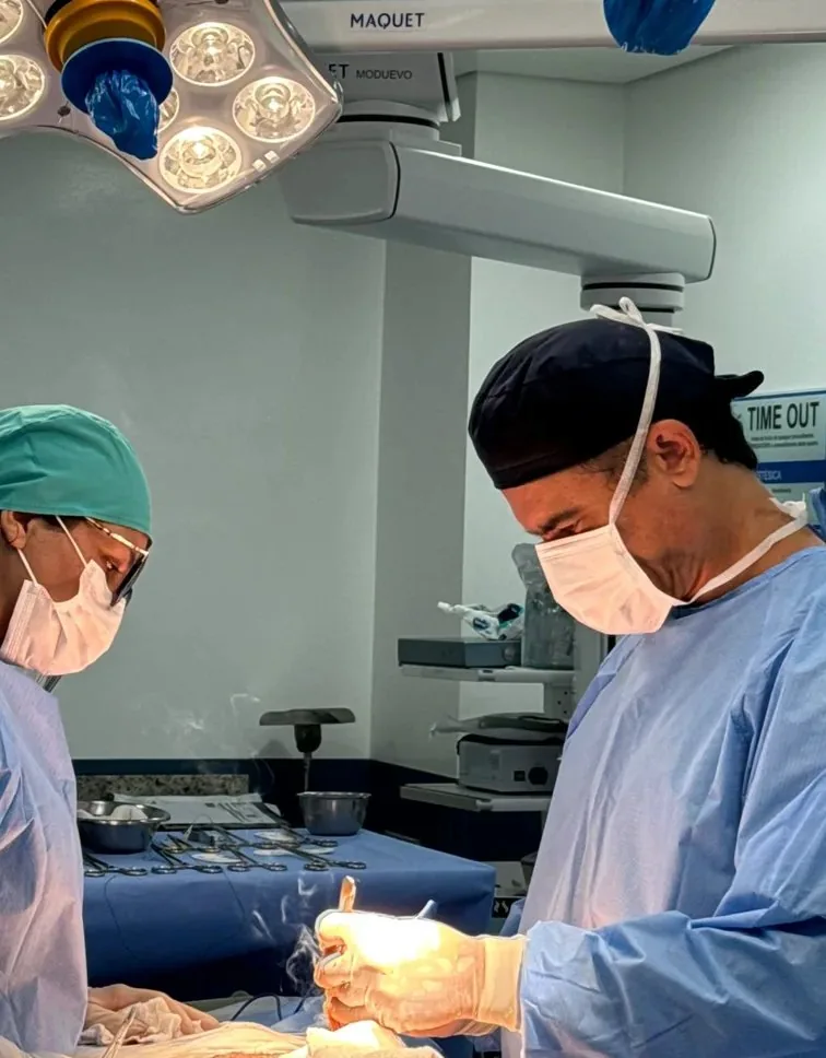 Cirurgia Dr. Leandro Fregadolli